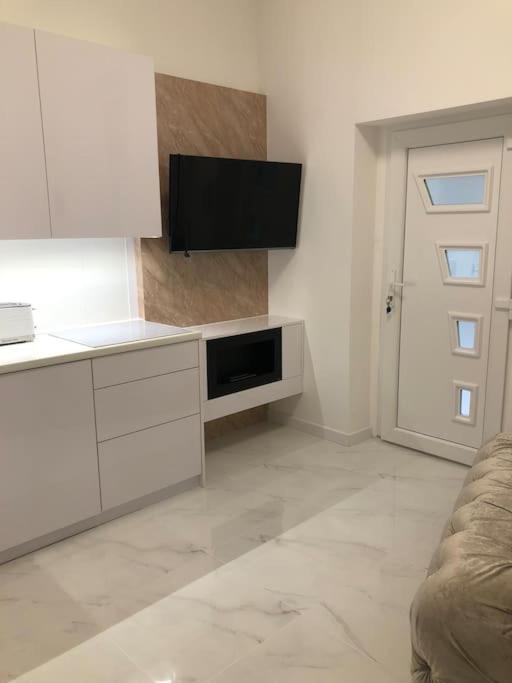 Colton West Deluxe Apartment Budapeste Exterior foto